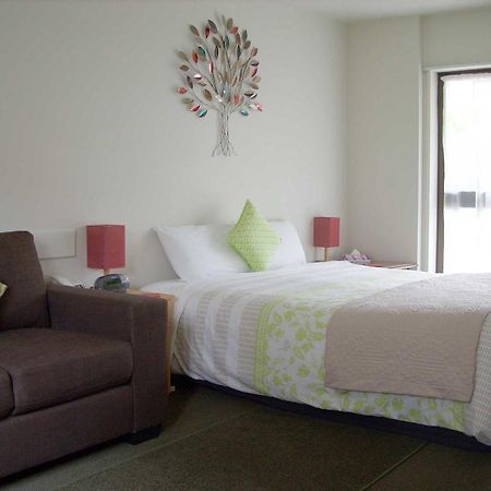 Tudor Court Motel Christchurch Ngoại thất bức ảnh