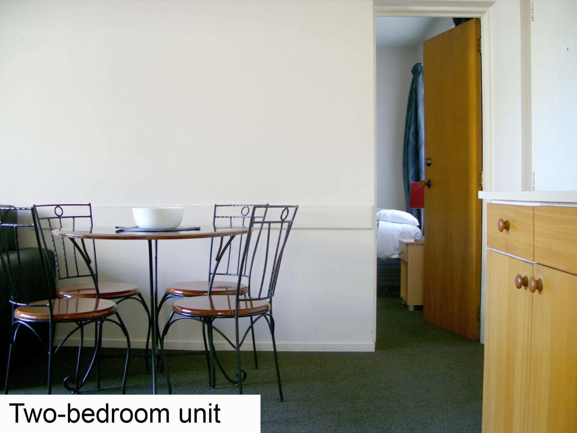 Tudor Court Motel Christchurch Ngoại thất bức ảnh