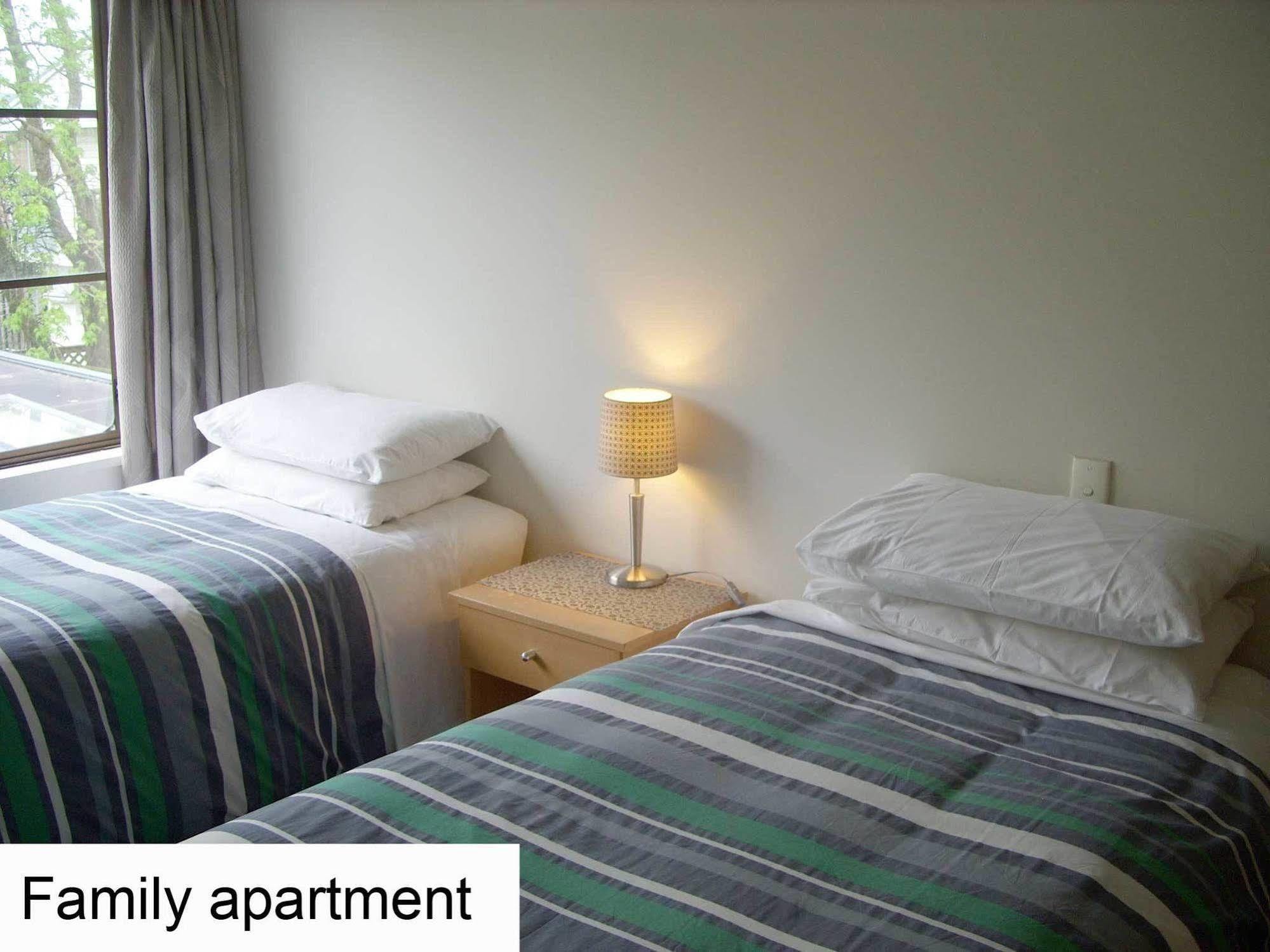 Tudor Court Motel Christchurch Ngoại thất bức ảnh