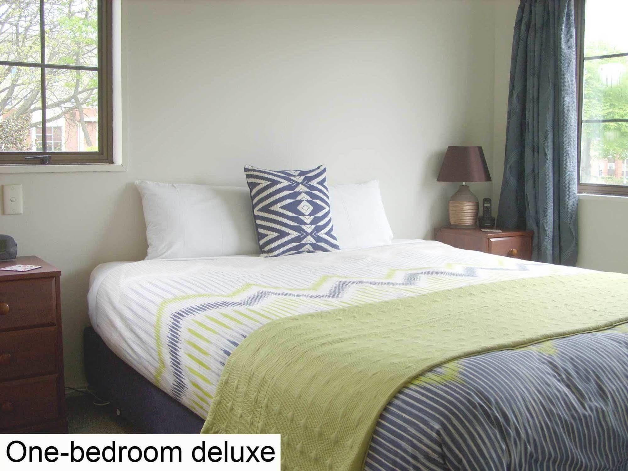 Tudor Court Motel Christchurch Ngoại thất bức ảnh